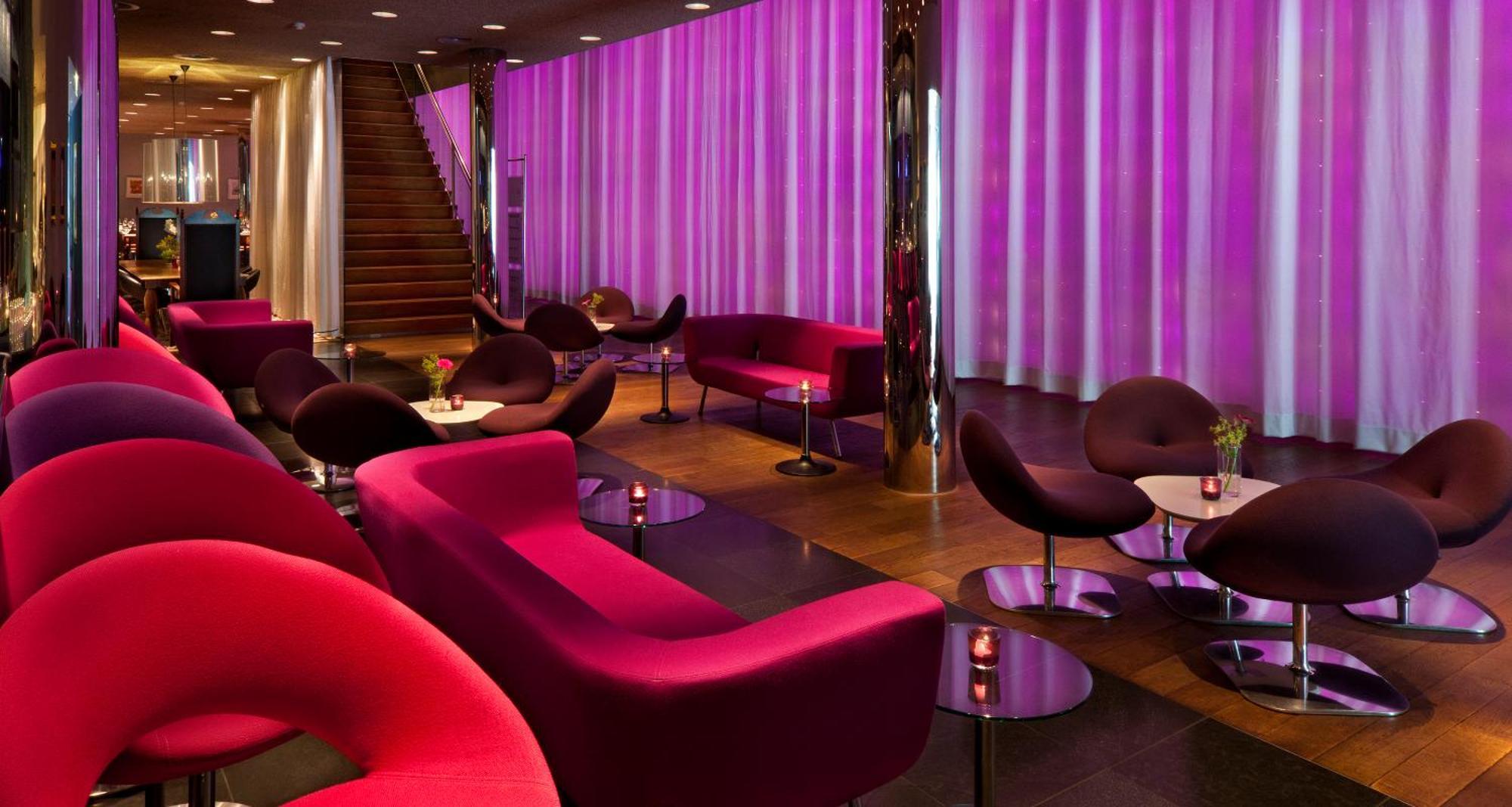 Plaza Premium Grand Winston Hotel Rijswijk Exterior foto