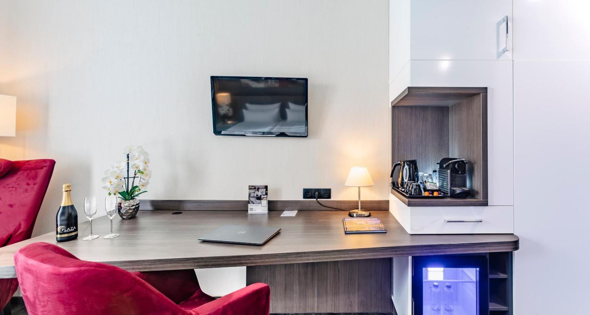 Plaza Premium Grand Winston Hotel Rijswijk Cameră foto